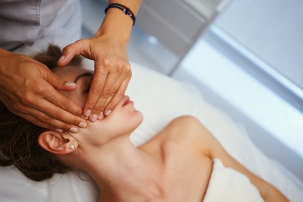 massage tissus profonds - derma jouvence