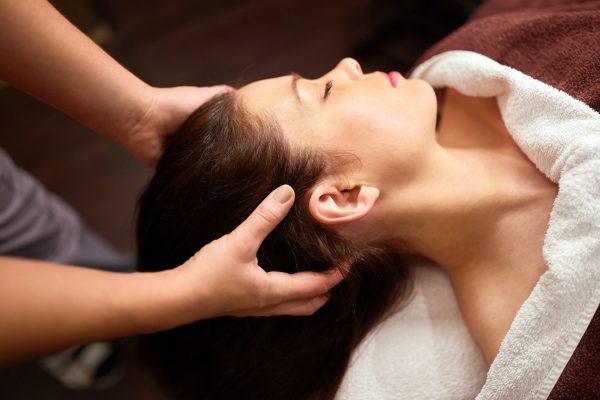 massage Shiro Abhyanga - derma jouvence